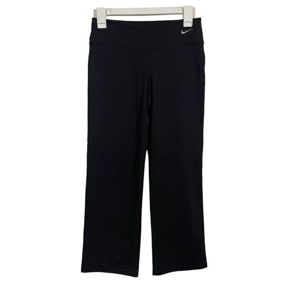 Nike Dri-Fit Black Cropped Straight Leg Athletic Pants - Picture 1 of 4